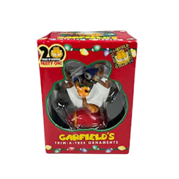 1996 Garfield Trim-A-Tree Ornament - 20 Years Party On Football Figure PAWS - Picture 3 of 7